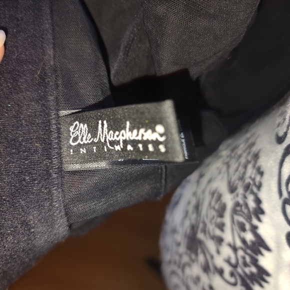 2 piece Bustier/Bra Set - Picture 4 of 11